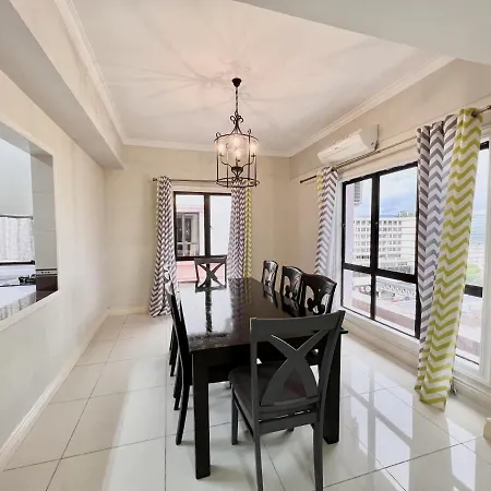 Penthouse Vacation Home Marina Court 5 Bedrooms Kota Kinabalu 15Pax Exterior photo