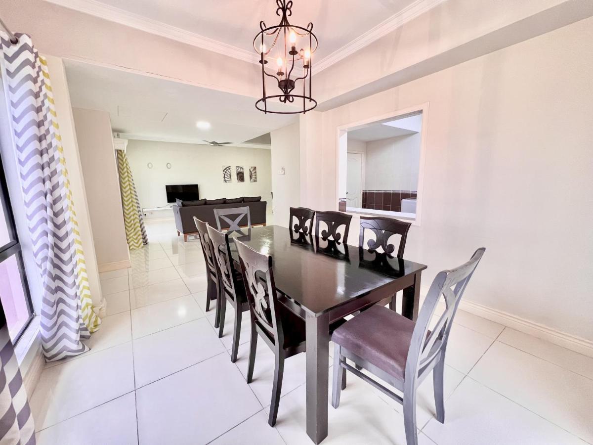 Apartment Penthouse Vacation Marina Court 5 Bedrooms 15pax *