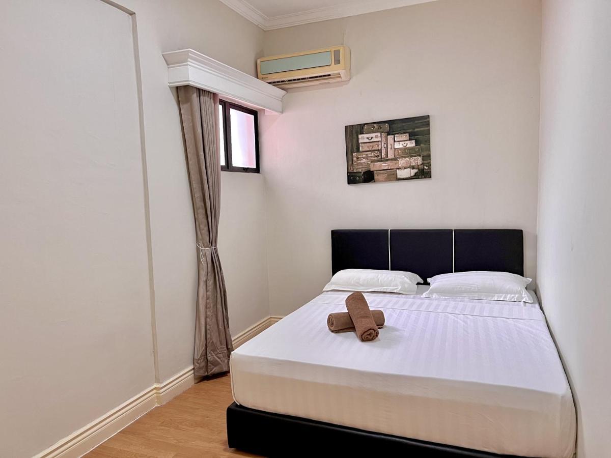 Penthouse Vacation Marina Court 5 Bedrooms 15pax Apartment