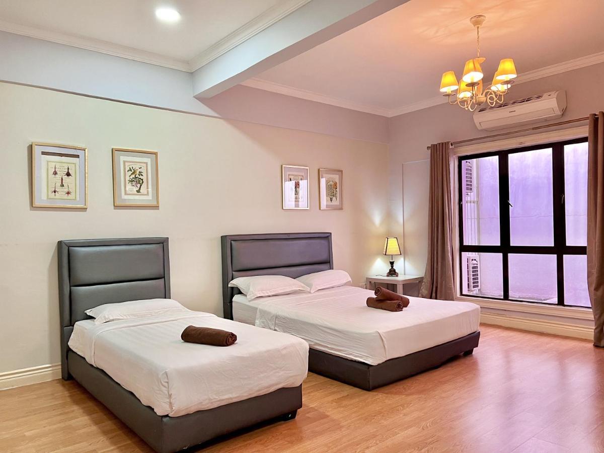 Apartment Penthouse Vacation Marina Court 5 Bedrooms 15pax Kota Kinabalu