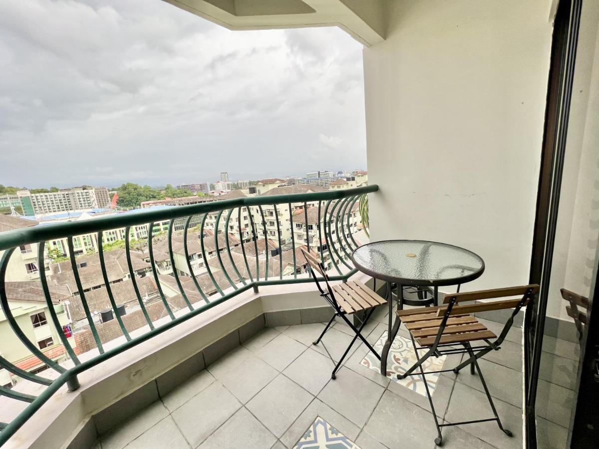 Penthouse Vacation Marina Court 5 Bedrooms 15pax