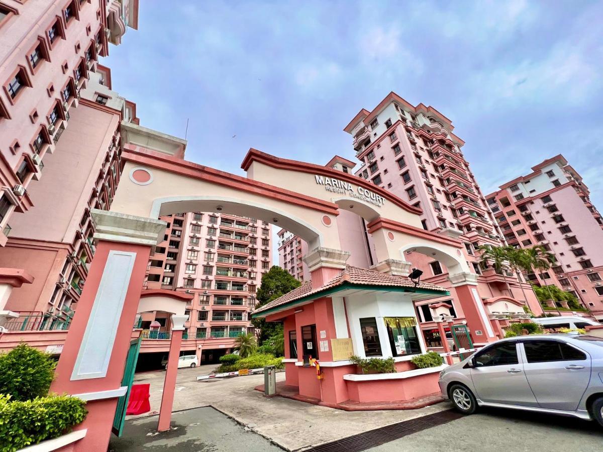 Penthouse Vacation Marina Court 5 Bedrooms 15pax Apartment